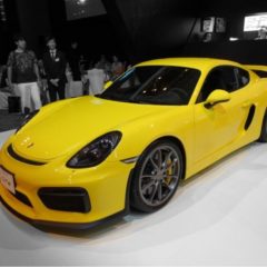 Porsche Cayman GT4