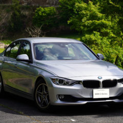 BMW320i