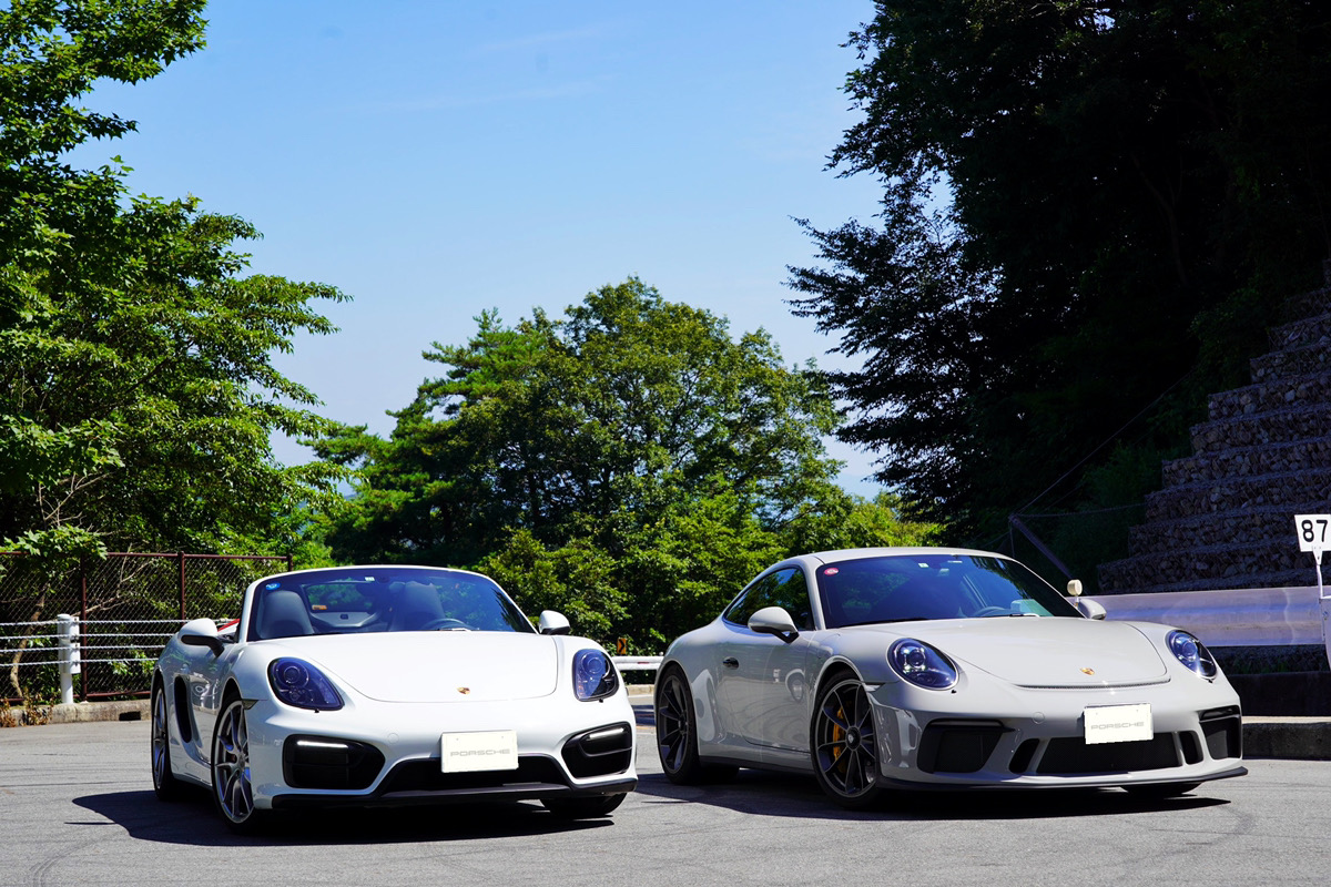 ポルシェボクスターGTSとポルシェ911GT3ツーリング