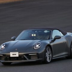 ポルシェ911カブリオレ（992型）