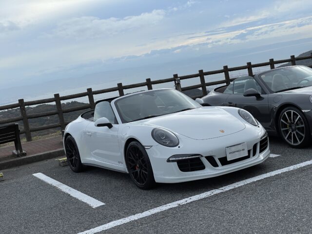 ポルシェ911 カレラ4GTS カブリオレ（991前期）