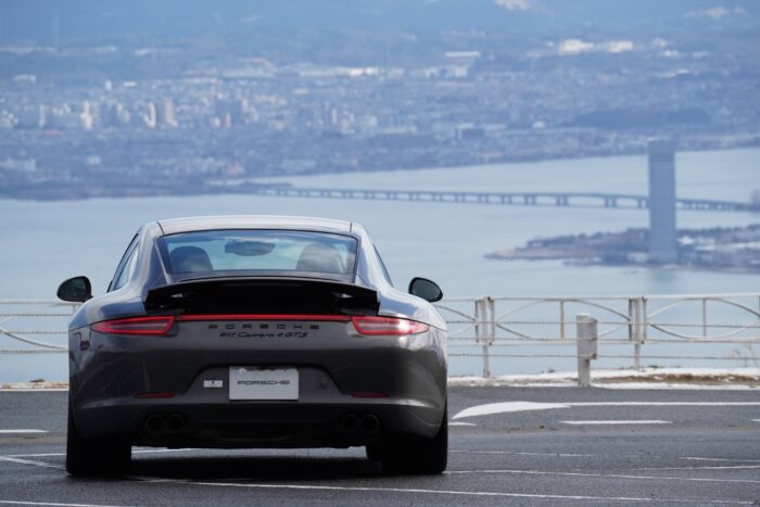 Porsche 911 Carrera 4 GTS (991)