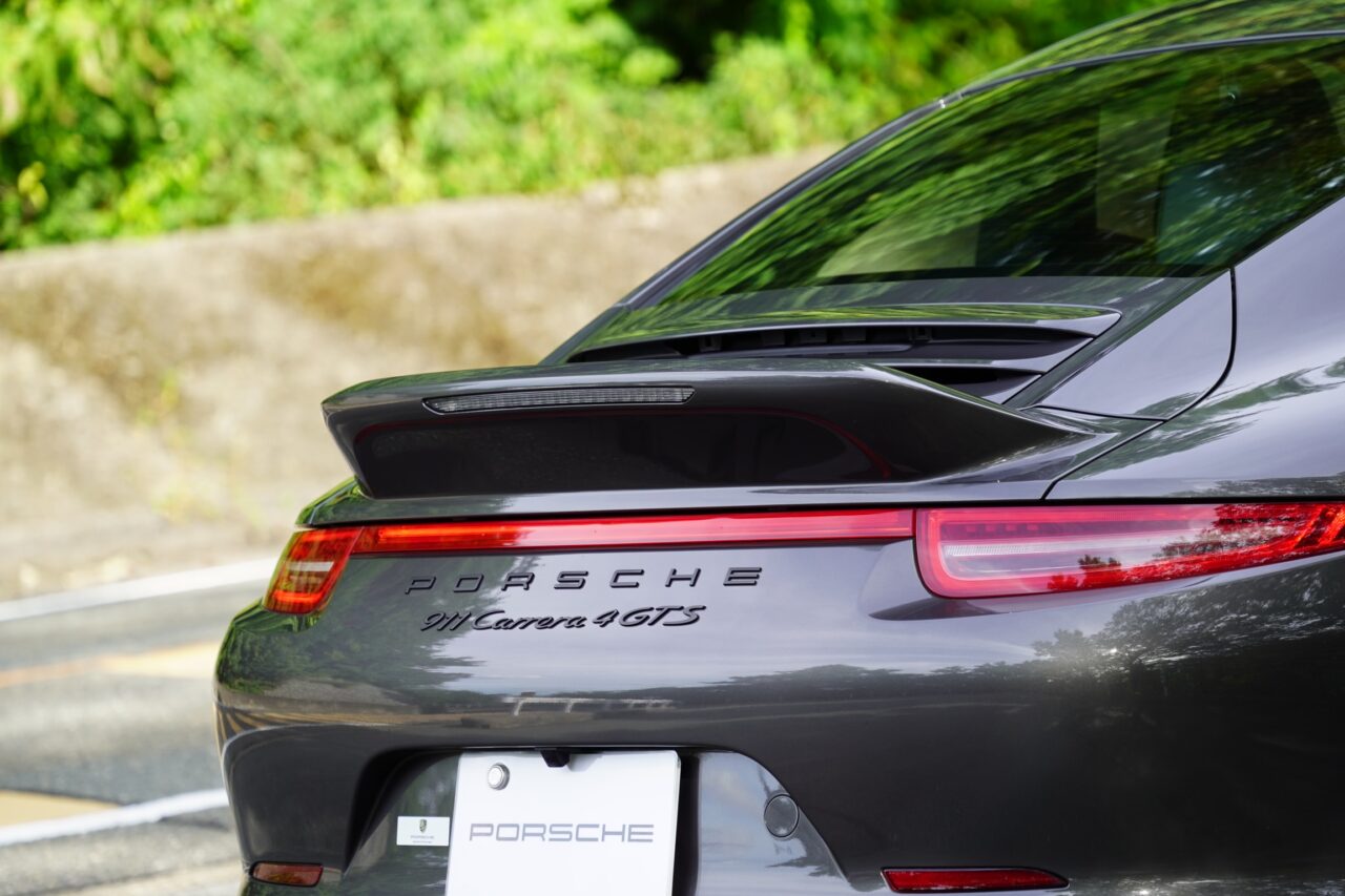 991 type Porsche 911 duck tail