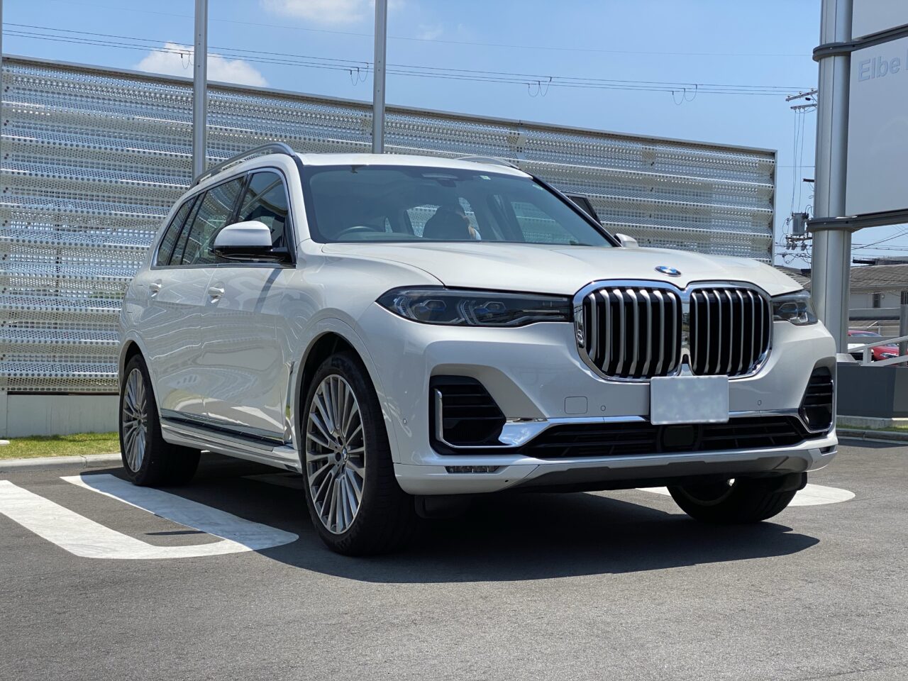 BMW X7