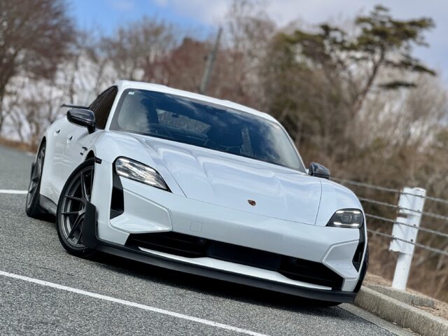 タイカン ターボGT ヴァイザッハパッケージ